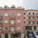 Rent a room in lisbon