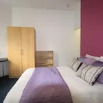 Rent 8 bedroom house in Plymouth