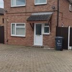 Rent 4 bedroom house in East Midlands