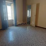 Affitto 2 camera appartamento di 90 m² in Acireale