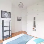 Rent a room of 163 m² in Bordeaux