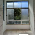 Rent a room of 60 m² in lisbon