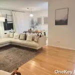 Rent 2 bedroom apartment in New York