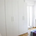 Rent 1 bedroom apartment in Milan