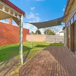 Rent 3 bedroom house of 442 m² in Ballarat Central