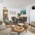 Rent 4 bedroom apartment of 140 m² in Granada