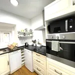 Rent 4 bedroom apartment of 53 m² in Lisbon