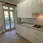 Pronajměte si 5 ložnic/e byt o rozloze 107 m² v Luhačovice