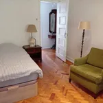 Rent a room in lisbon