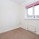 Rent 4 bedroom house in Wakefield