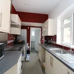 Rent 5 bedroom house in West Midlands