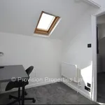 Rent 2 bedroom house in Leeds