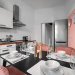 Rent 5 bedroom apartment of 15 m² in Frankfurt