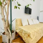 Rent 4 bedroom apartment in Milan