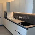 Rent 3 bedroom apartment of 87 m² in Milano