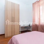 Rent 4 bedroom apartment of 100 m² in Turin