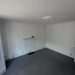 Rent 3 bedroom flat in South East England