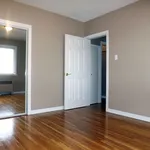 Appartement de 699 m² avec 2 chambre(s) en location à Edmonton