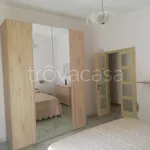 Rent 3 bedroom apartment of 110 m² in Crotone