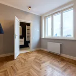 Rent 5 bedroom apartment of 139 m² in Krakow