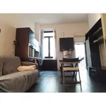 Rent 2 bedroom apartment of 65 m² in Milano