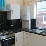 Rent 2 bedroom flat in West Midlands