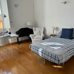 Rent 4 bedroom apartment of 200 m² in Roma