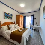 Rent a room of 130 m² in Valencia