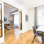 Pronajměte si 2 ložnic/e byt o rozloze 126 m² v Prague