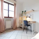 Rent a room of 67 m² in Turin