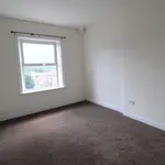 Rent 3 bedroom flat in Yorkshire And The Humber