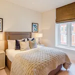 Rent 3 bedroom flat in Mayfair