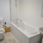 Rent 3 bedroom house in East Midlands