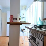 Rent 4 bedroom apartment in Valencia