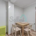 Alquilo 3 dormitorio apartamento de 90 m² en Oviedo