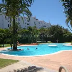 Rent 3 bedroom apartment of 185 m² in Marbella