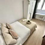 Rent a room of 100 m² in Valencia