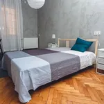 Rent 5 bedroom apartment of 132 m² in Poznan