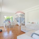 Rent 8 bedroom house of 320 m² in Rome