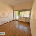 Affitto 5 camera appartamento di 200 m² in Rome