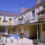 Rent 1 bedroom apartment in Torquay