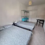 Rent 4 bedroom apartment in Sintra