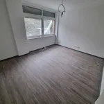 Miete 6 Schlafzimmer wohnung von 107 m² in Neuwied