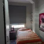 Rent a room in Valencia']