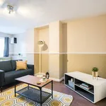 Rent 4 bedroom apartment in Leeds