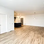 4 bedroom apartment of 1065 sq. ft in Sherbrooke