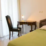 Rent 1 bedroom apartment of 150 m² in Κεφαλλήνων