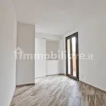 Affitto 5 camera appartamento di 131 m² in Rome