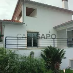 Rent 3 bedroom house of 192 m² in Leiria