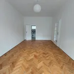 Pronajměte si 2 ložnic/e byt o rozloze 732 m² v Prague